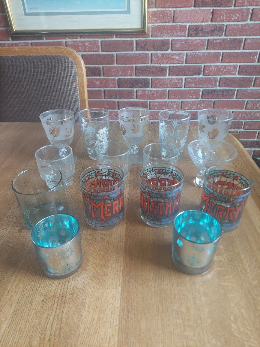 15 Decorative Glass Vases