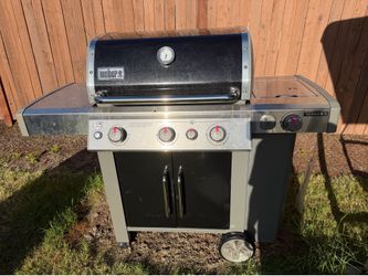 Weber Genesis II S-435 gas grill