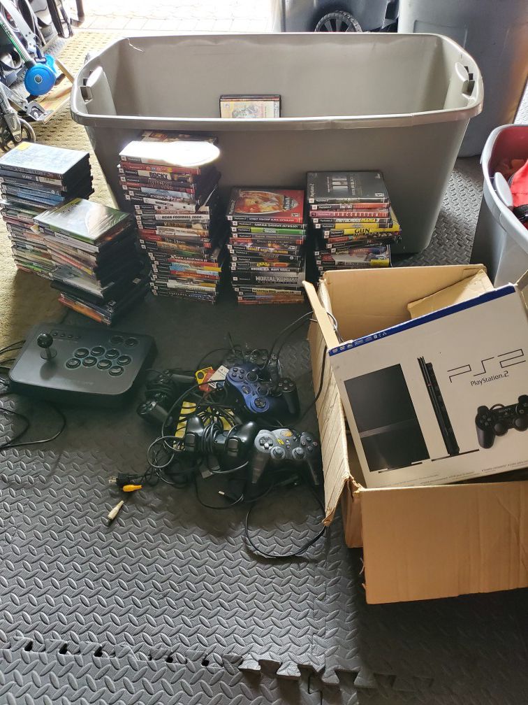 PlayStation 2 console bundle 250 games 8 controllers..PS2..many extras