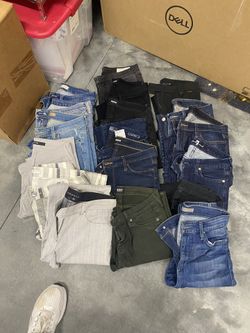 Lot Of Women’s Jeans