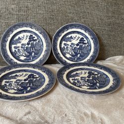 Vintage Set of  4 Johnson Brothers Bros England BLUE WILLOW Dinner Plates