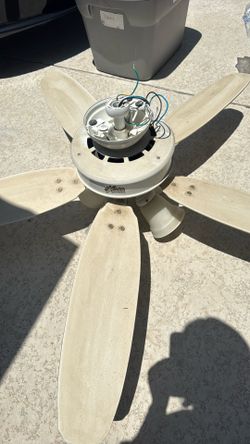 Ceiling fan