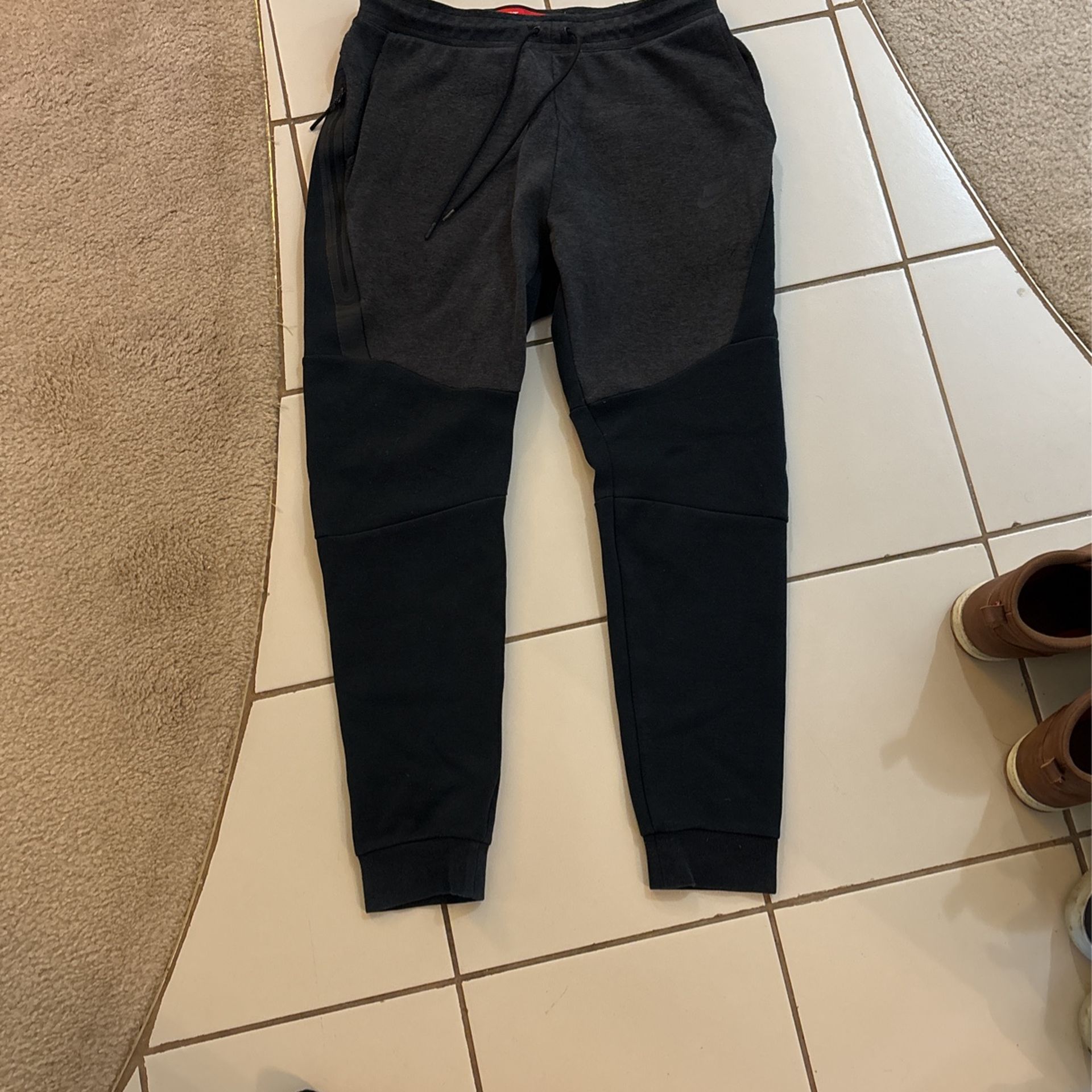2 PAIR NIKE Tech Sweat Pants M