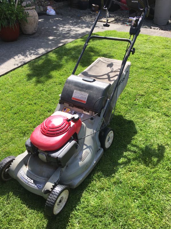 Honda Lawn Mower HRB 215 Commercial quality mower for Sale in Gig