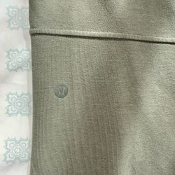 Lululemon Para Muger. Talla Mediana 
