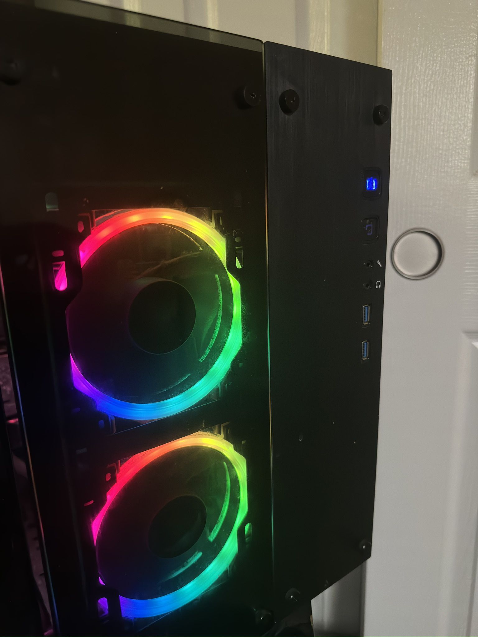 Black Gaming PC