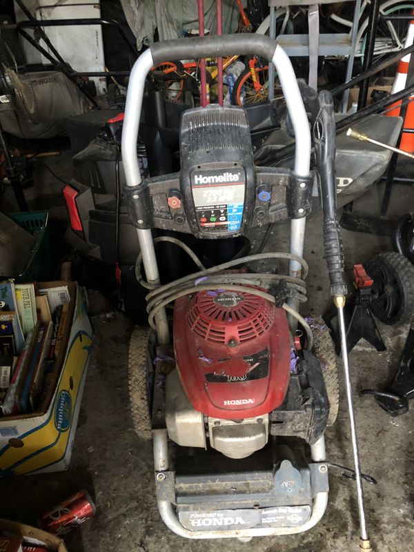 Homelite 2700 psi 2.3 GPM Pressure washer. Complete for Sale in Los