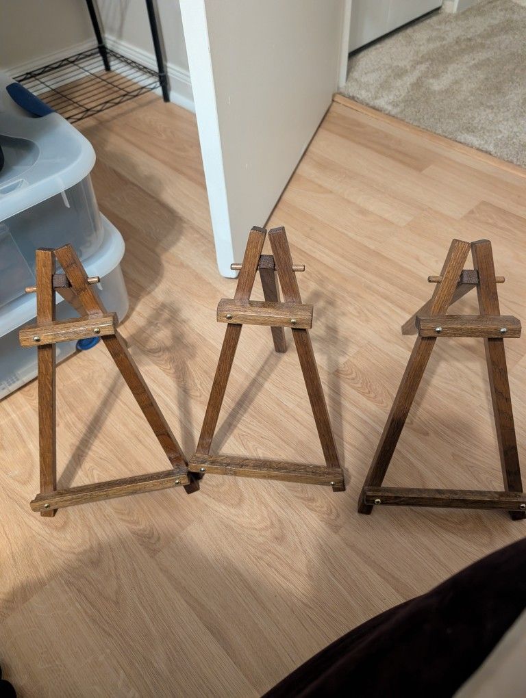 3 Wood Easels