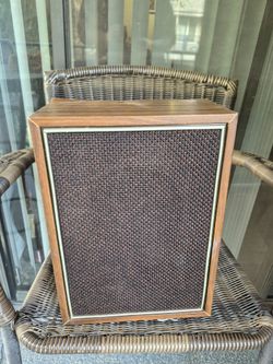 Vintage Bookshelf Panasonic Speaker