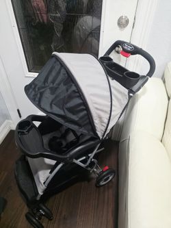 Kolcraft Cloud Plus Lightweight Stroller