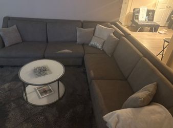 Sectional/Couch