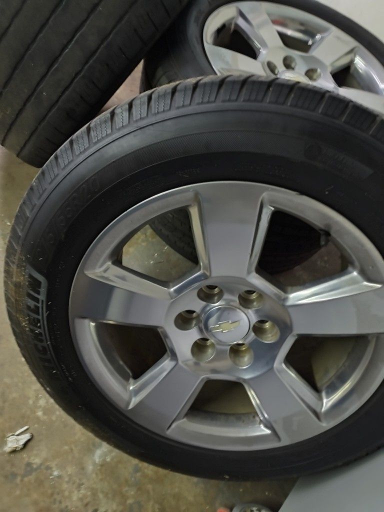 Chevy Silverado Rims 245/55/20