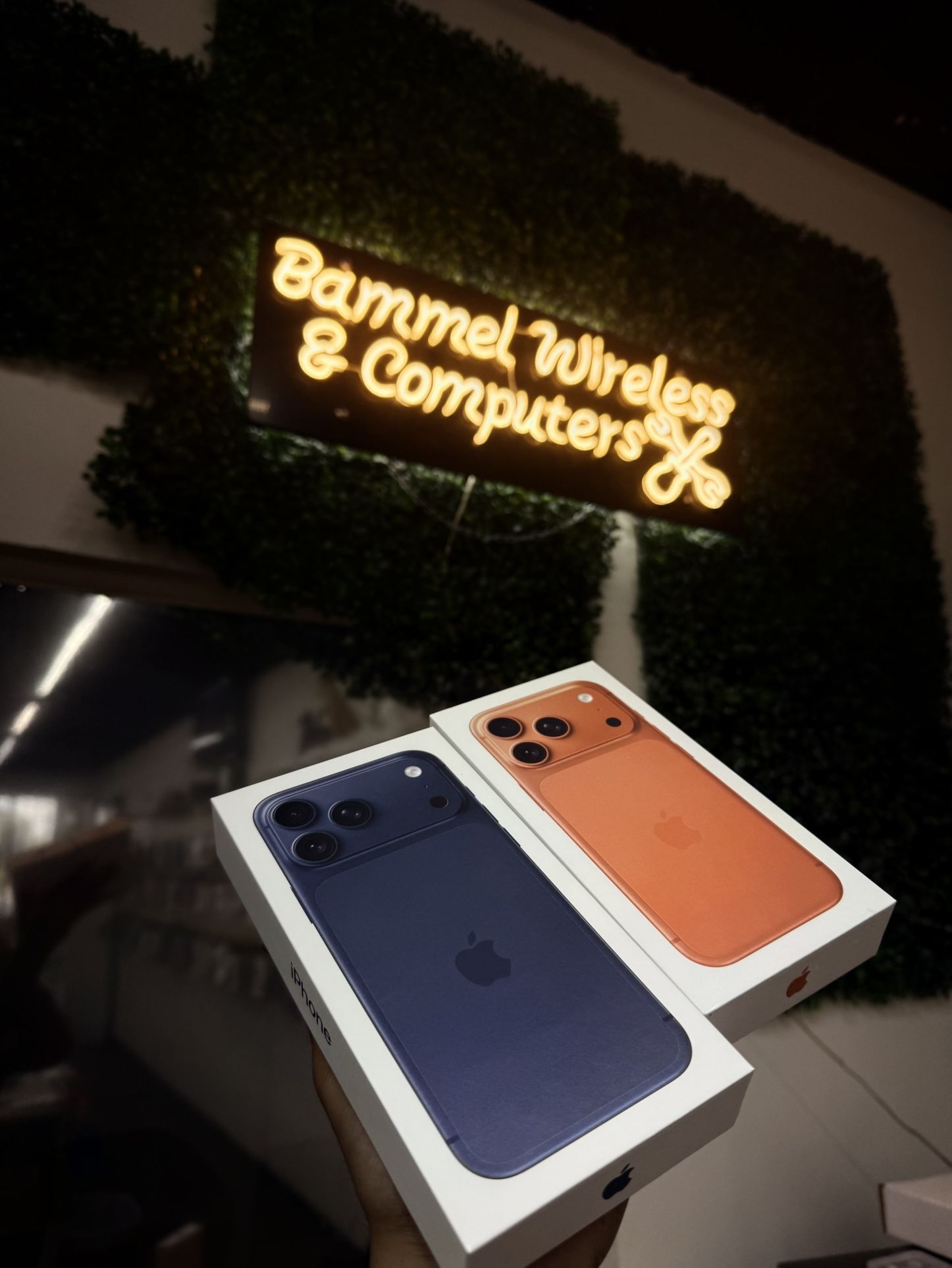 iPhone 17 Pro Factory Unlocked🍊🍊🍊