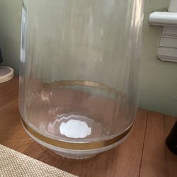 Large Glass Vase With Gold Trim (Wedding/Party/ Home Decor)