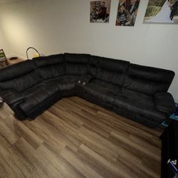 Power reclining Sectional Couch