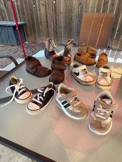 Toddler shoes size 7