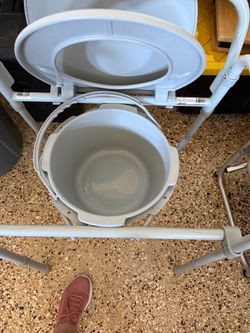 Commode bedside or camping