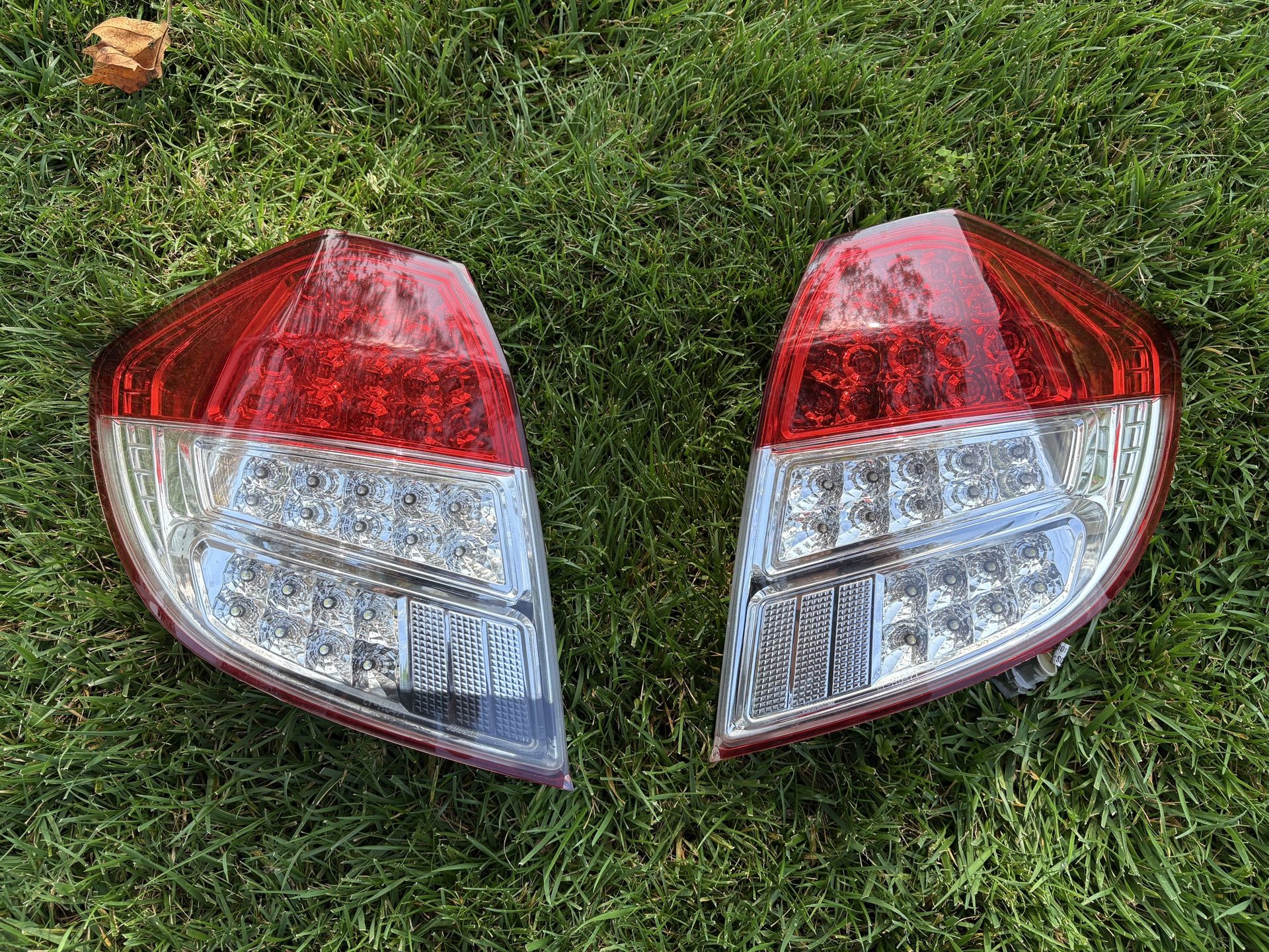 Junyan Full LED Tail Lights (Honda Fit, GE8)