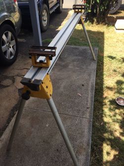 Dewalt Mitre saw stand. Comes with Brackets for mitre saw $120