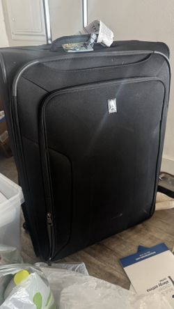 TravelPro Medium Check In Luggage