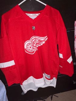 Costume idea. Youth xl red hockey genuine jersey.