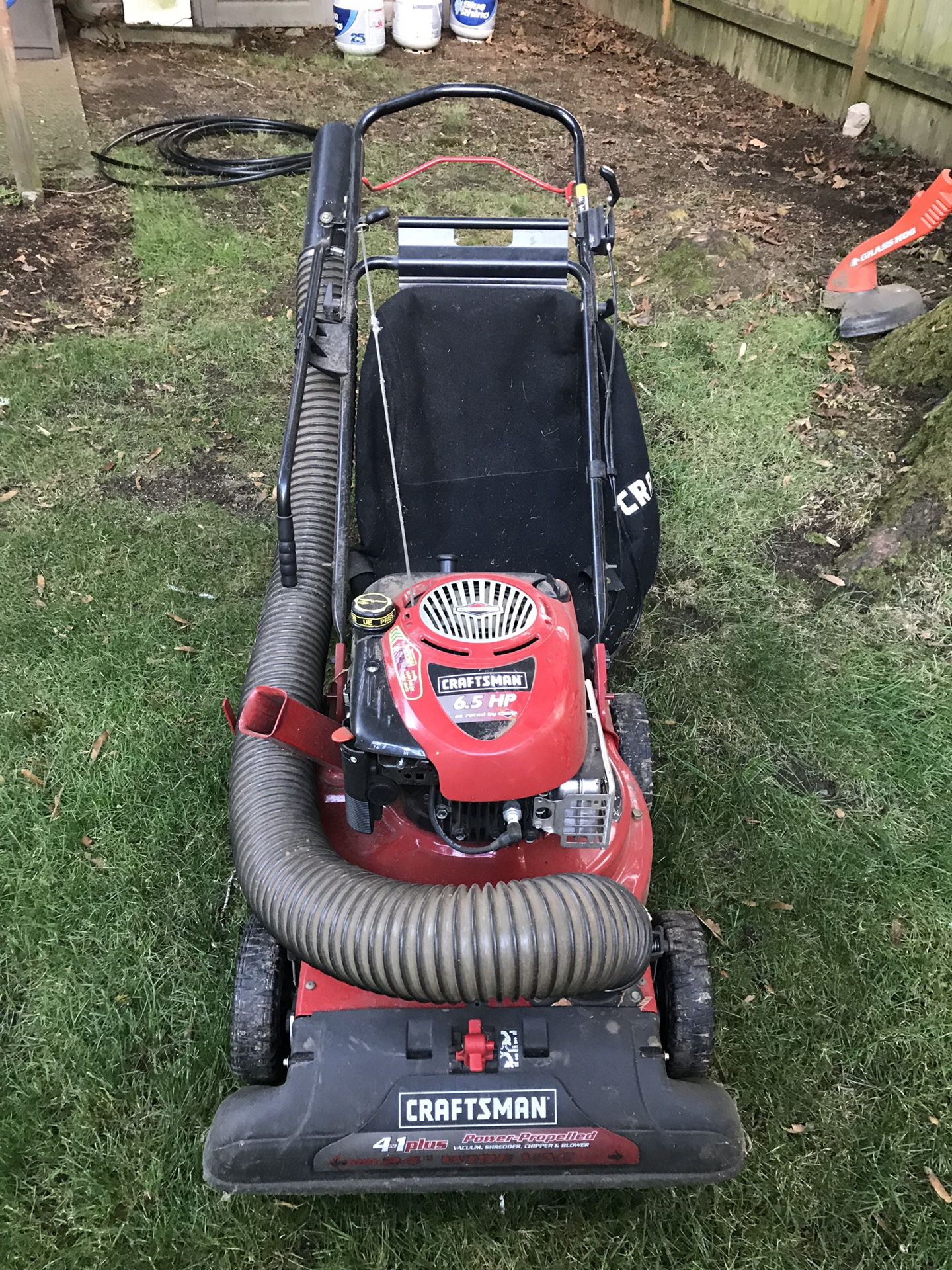 Craftsman 6.5 HP Yard Vacuum, Chipper, Shredder & Blower for Sale in