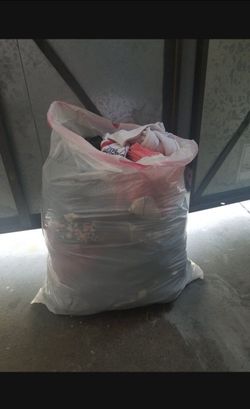 FREE MUX CLOTHES TO PICK UP IN THE MONTE