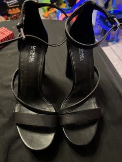 SANDALIAS MICHAEL KORS SIZE 7