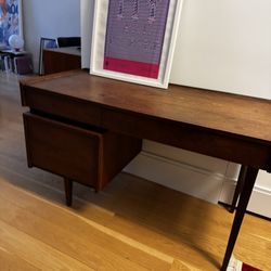 Dillingham Esprit desk