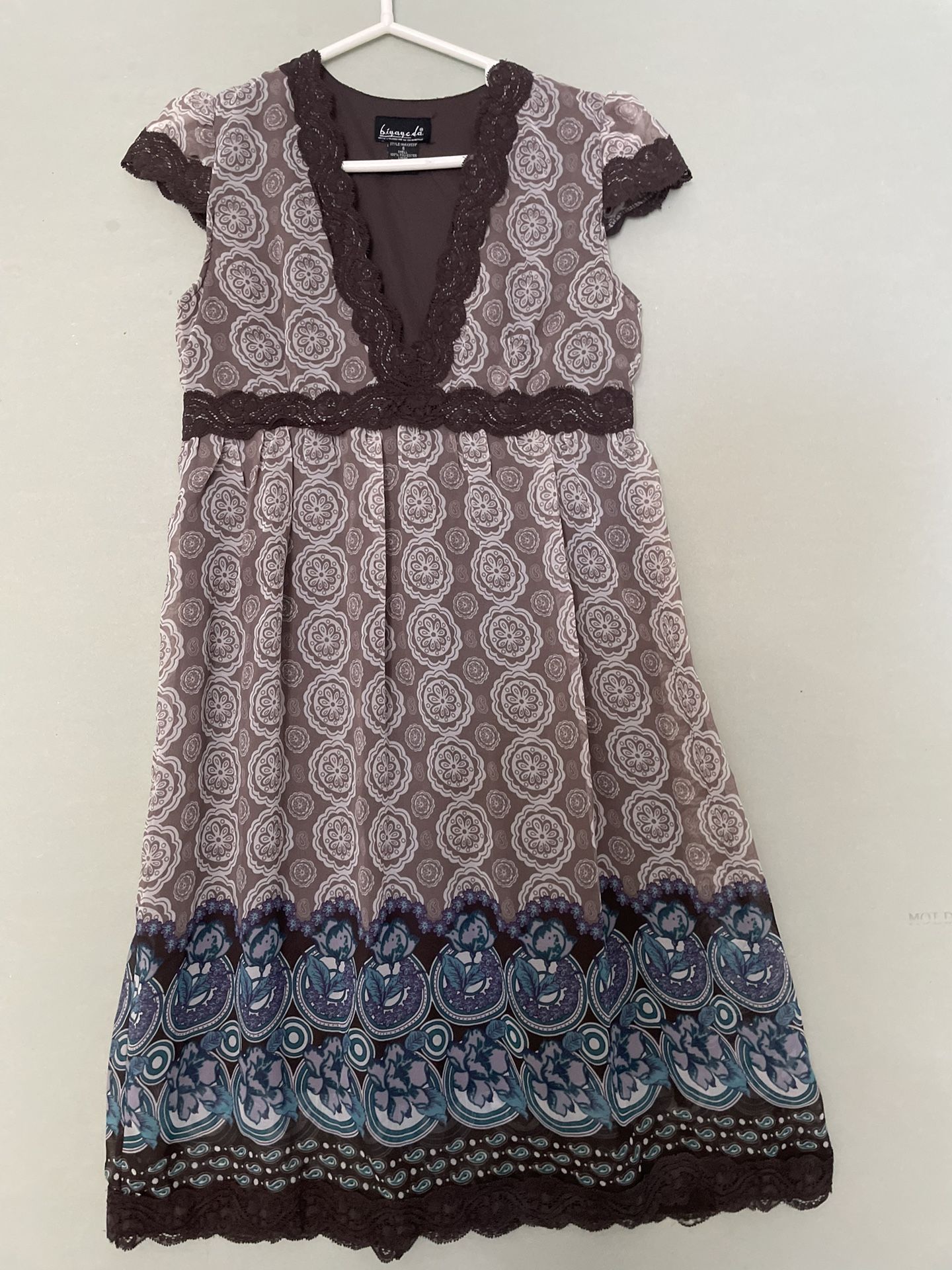 Women’s Dress Size 6