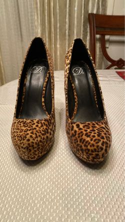 Leapord heals size 7