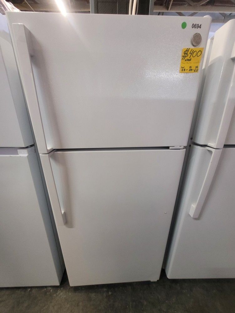 GE Refrigerator