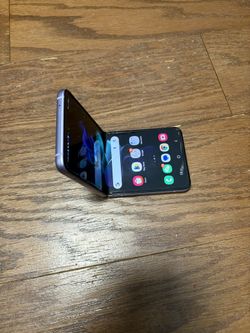 Samsung Galaxy Z Flip 3 5G 128G storage