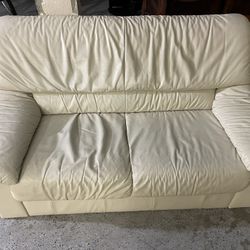 Couch Sofa Medianito