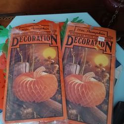 Honeycomb Tissue Pumpkins