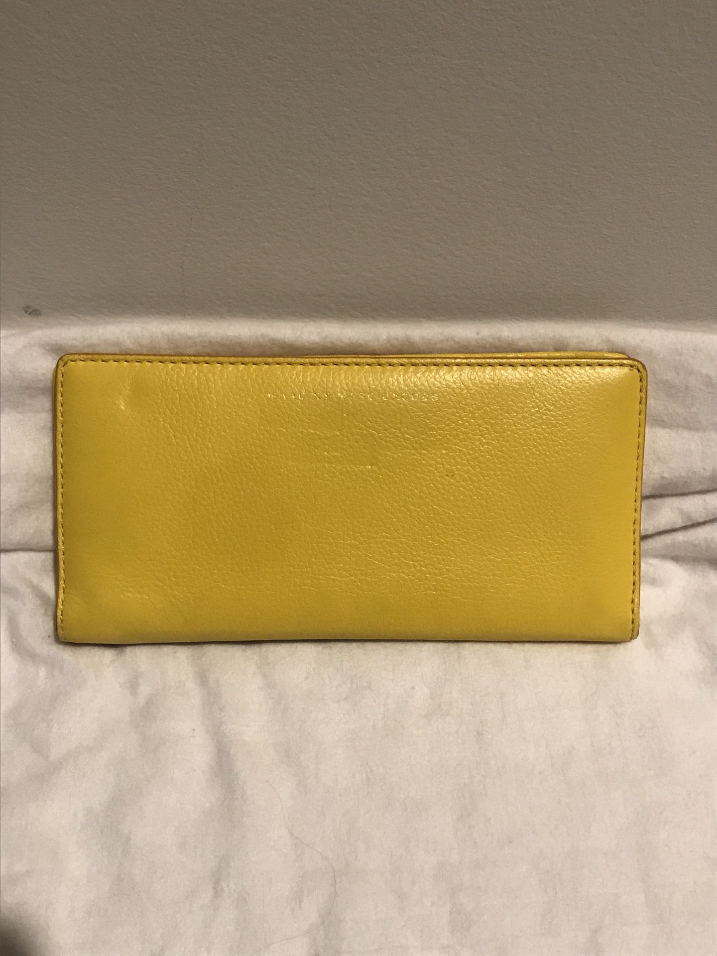 Marc Jacobs two-tone bifold wallet