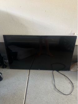 TLC 50” Smart Tv