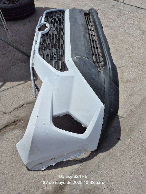 Toyota Rav4 Front Bumper Oem