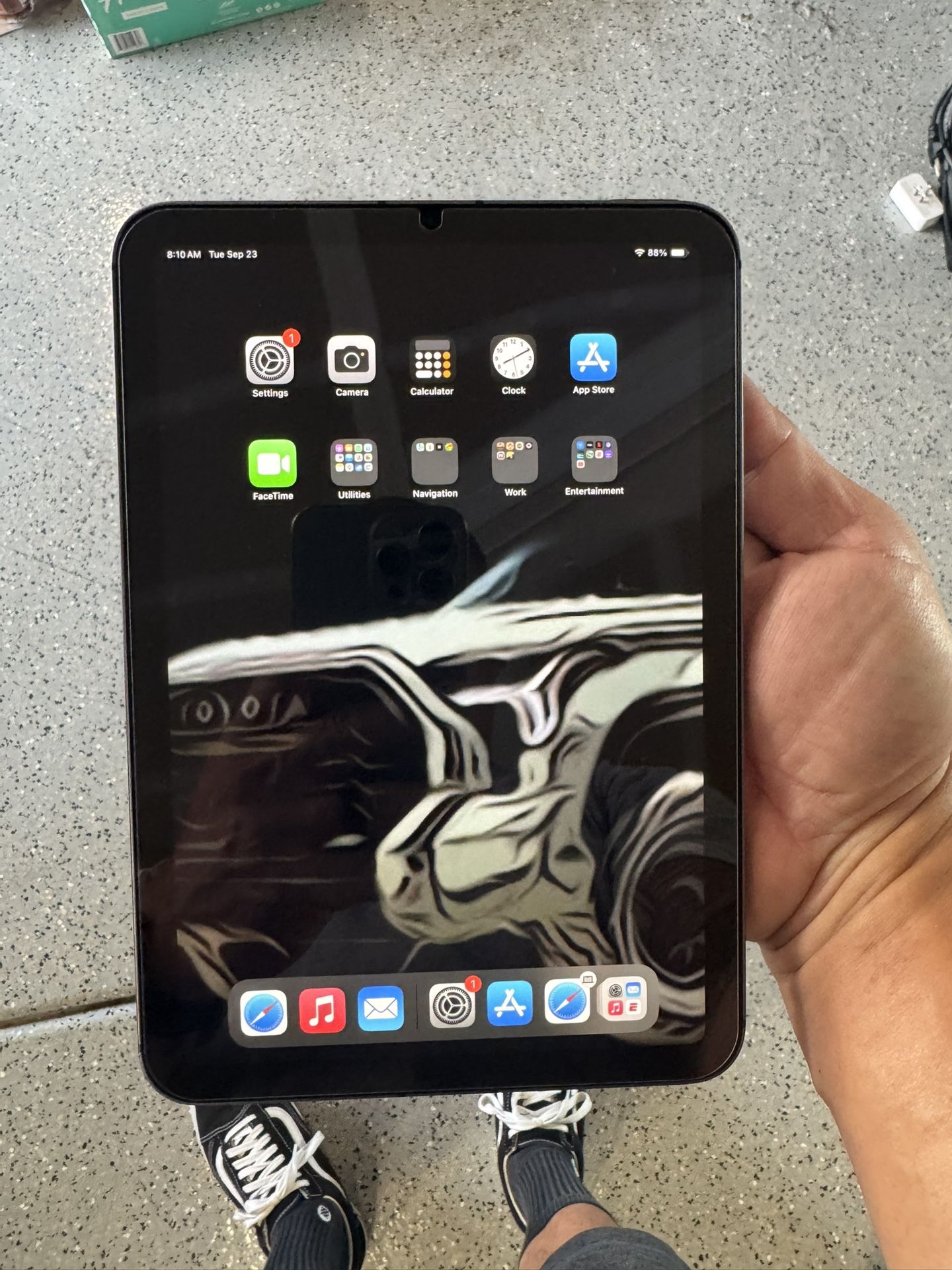 iPad Mini 6- 256GB, WiFi & LTE PERFECT CONDITION 