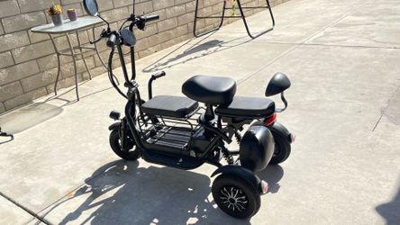 Electric 3 Wheel Scooter