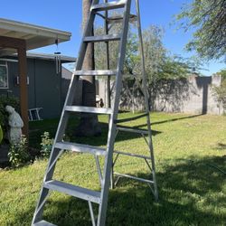 Aluminum Ladder - 8ft - 8 Steps