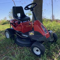 Barely Used Troybilt TB30R Mulching Tractor 30 Inch Riding Lawn Mower