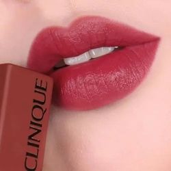 Clinique Even Better Pop Lip Colour Foundation - 17 Woo Me /NWB
