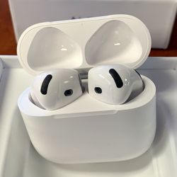 AirPods 4 with ANC …!! 