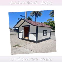 seem door Dog Houses and Kennels - Comfort Plus Long-Lasting Build