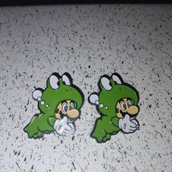brand new Nintendo super Mario bros 3 pins