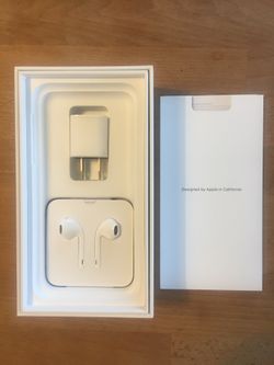New iPhone original earphone+charger