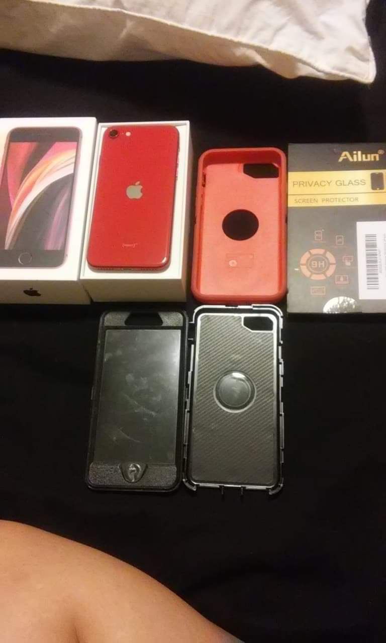 (RED) iPhone se 2020