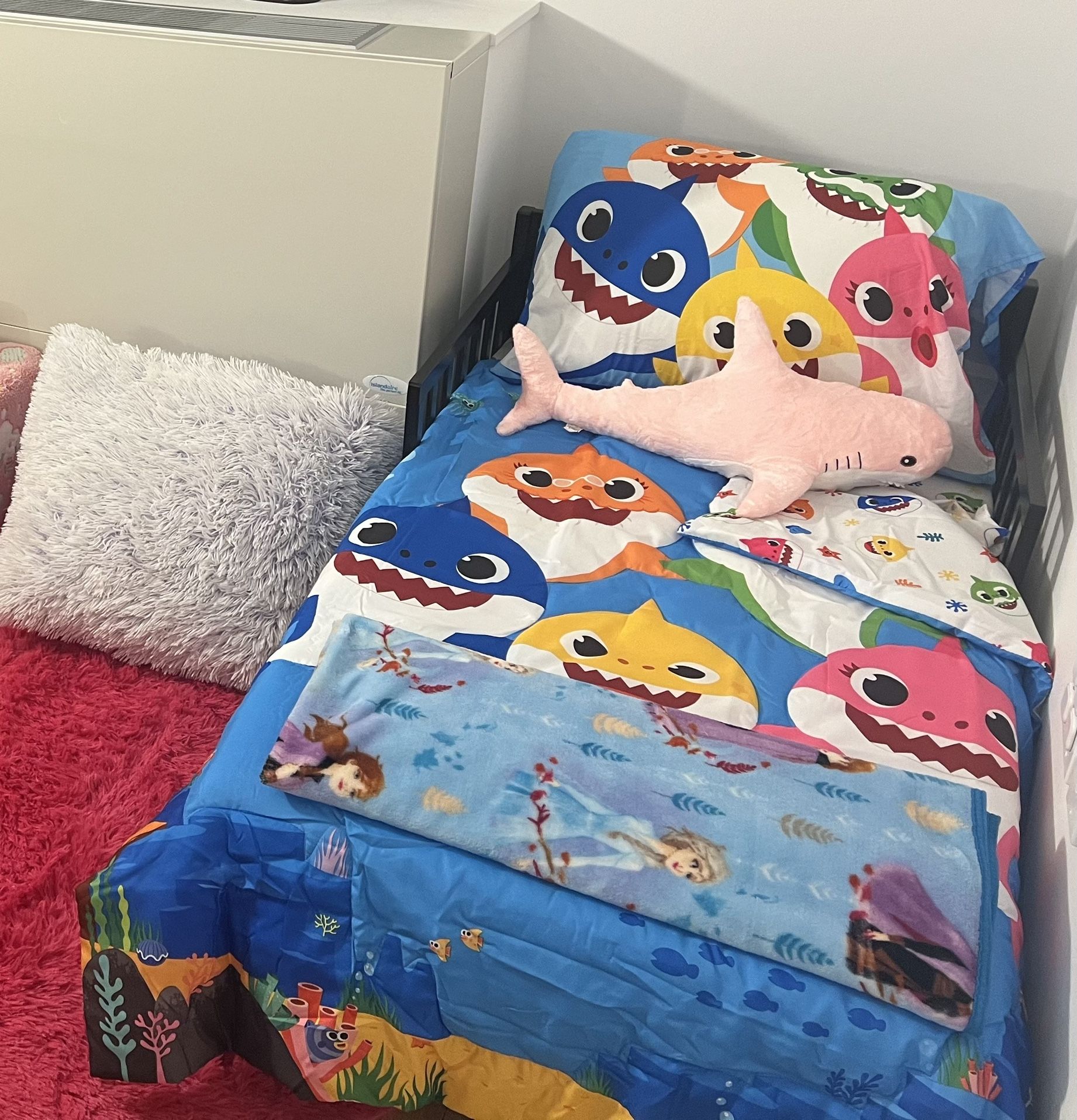 Toddler Bed Frame & Mattress