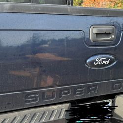 2012 F350 Tailgate